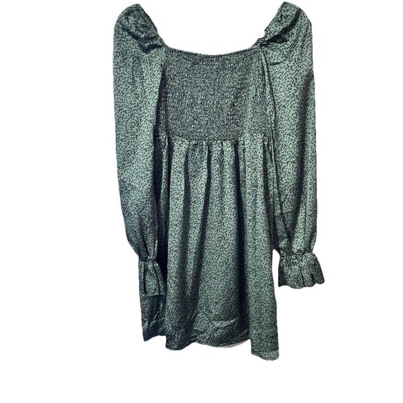 Misguided Smocked Babydoll Dress Size 4 Long Sleeve Green Black Casual NEW - Picture 4 of 10